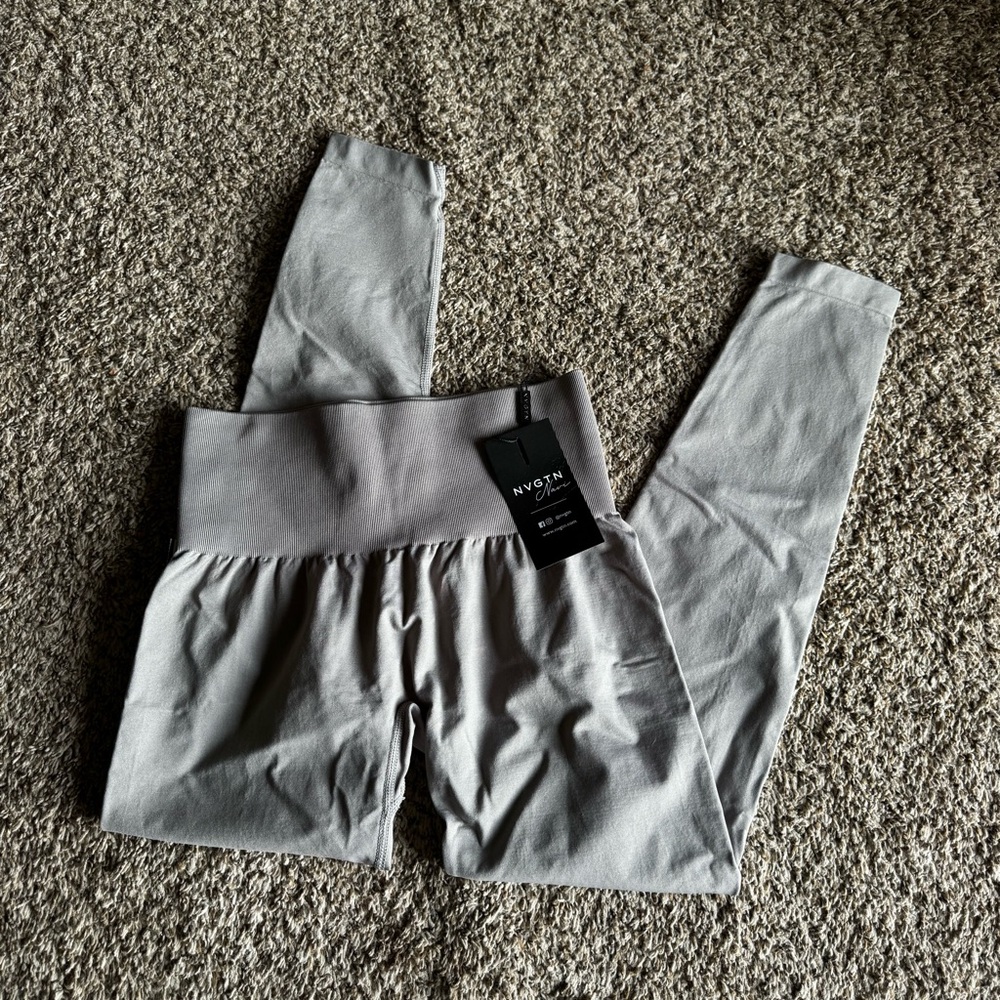 NWT NVGTN Women’s S‎ Grey Athletic Leggings